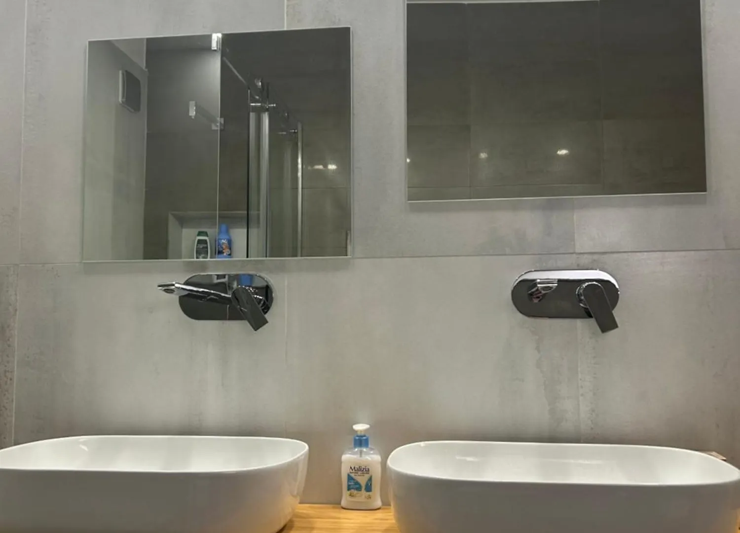 Apartment Central Station House Catania Italy